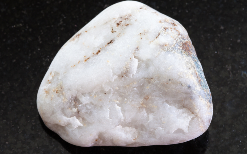 Ventajas del mármol frente a otros materiales en encimeras y superficies